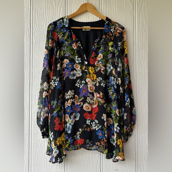 Jamie Tunic In Night Floral - Picture 2 of 11